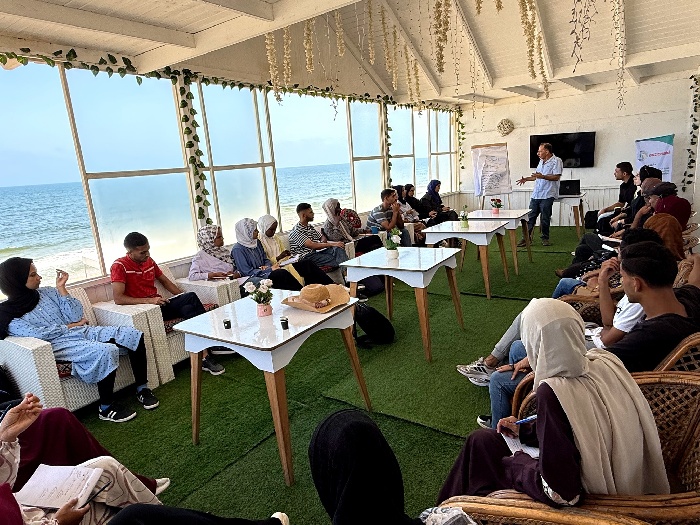جمعية الدراسات النسوية التنموية الفلسطينية تختتم برنامجا تدريبيا للمجموعة الشبابية quotصناع